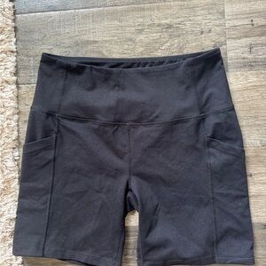 Zella Black Athletic Women's Shorts
